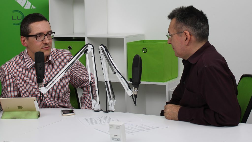 Pintér Róbert információs társadalom-kutató és Szilágyi Árpád műsorvezető