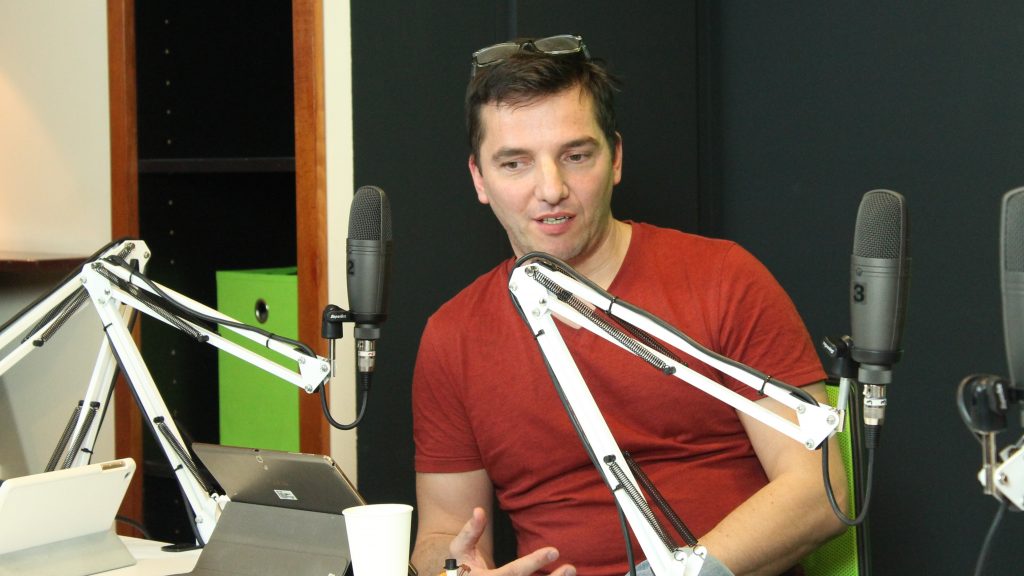 Justin Viktor újságíró a Magyar Nemzeti Digitális Archívumról beszél. Fotó: Nemes Ilona